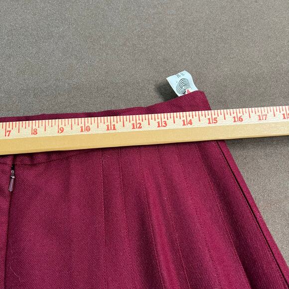 Lairds Of Scotland Vintage Wool Pleated Cranberry Skirt Women's Size Medium - Picture 4 of 13